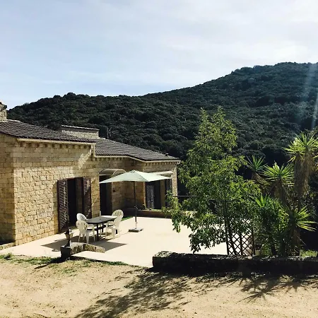 Maison De Charme Situee A Foce *